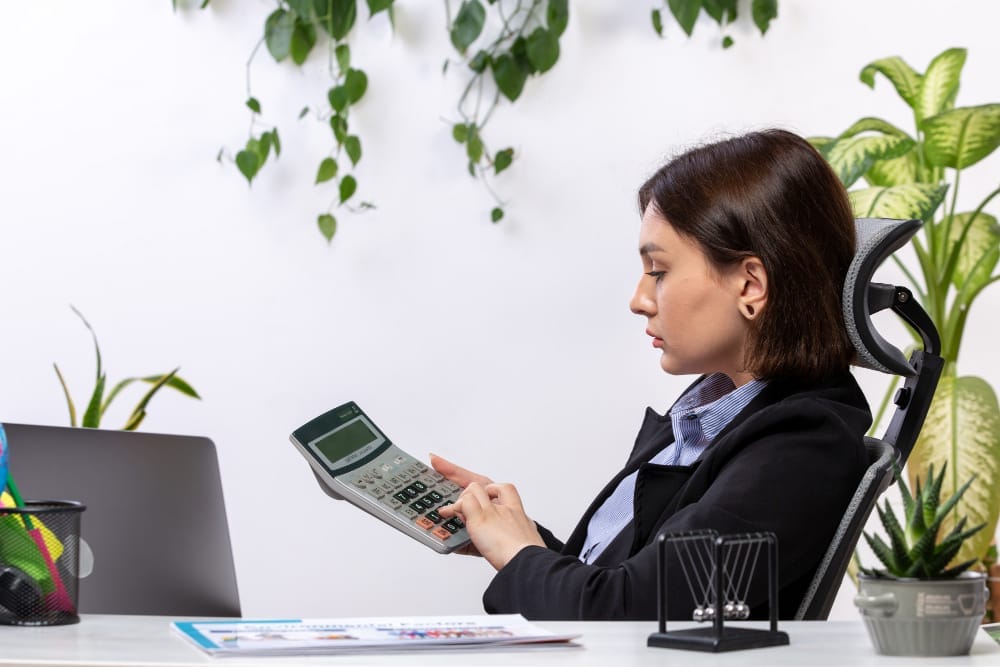 Outsourced Payroll for Small Businesses: Is It Worth the Investment?